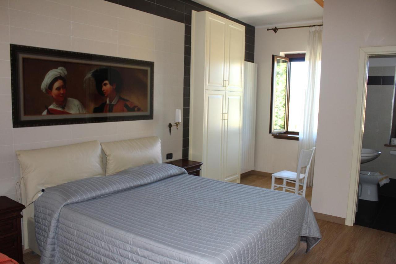 La Villa Guest House Capitignano ภายนอก รูปภาพ