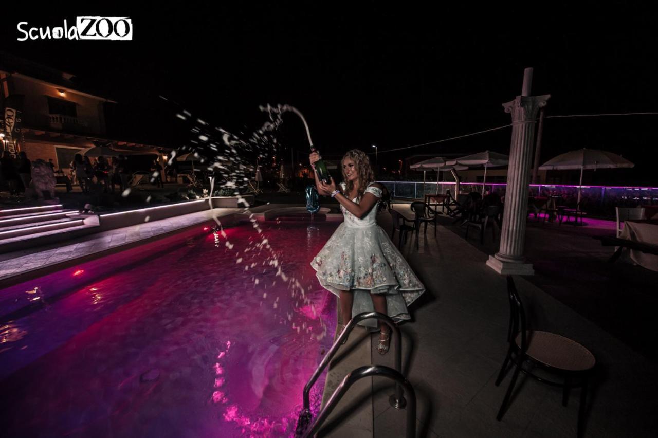 La Villa Guest House Capitignano ภายนอก รูปภาพ